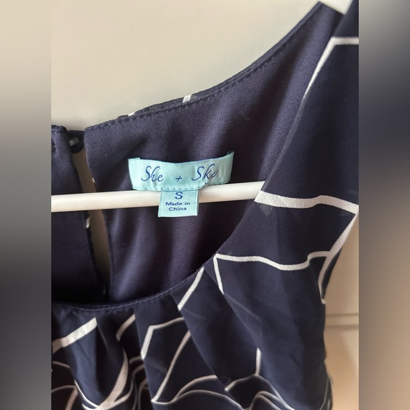 Navy dress - Picture 3 of 4